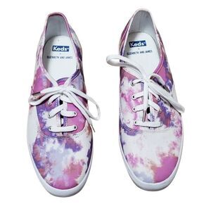 Elizabeth and James Tie Dye Keds | 9.5